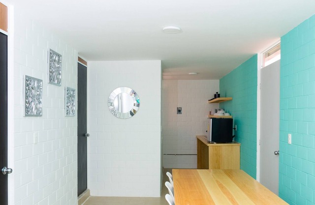 Family apartment 10min from the main beaches