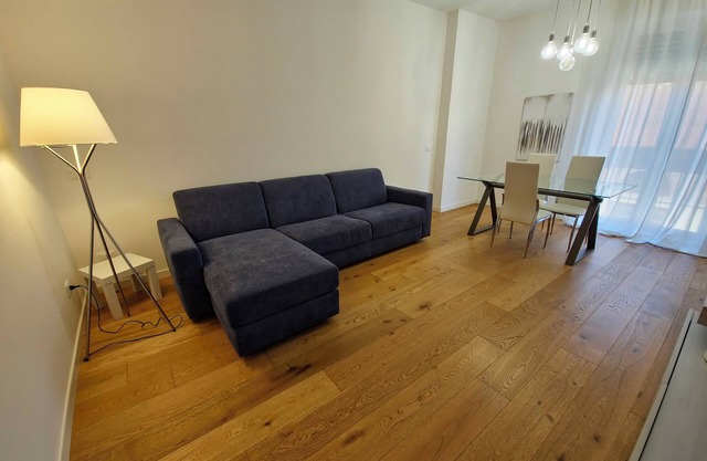 Family apartment in the center of Pisa - Design LM House