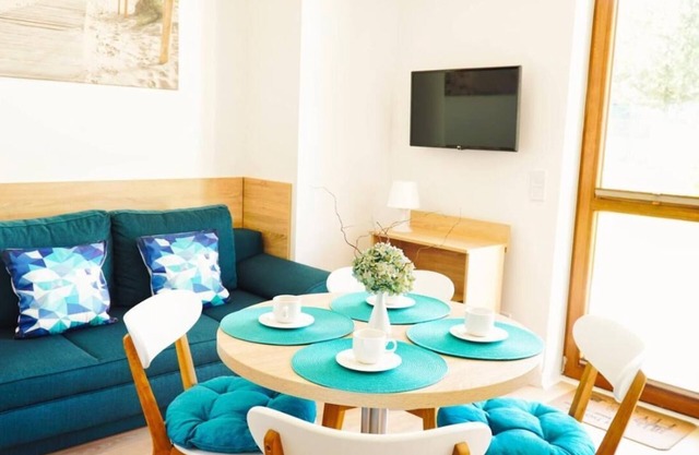 Familien-Apartment mit Terrasse und Garten 13 Minuten vom Strand