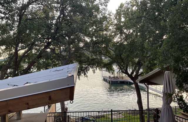 Family Bunkhouse 🚤 Option To Use Next Door Covered Boat Dock If Available 🚤