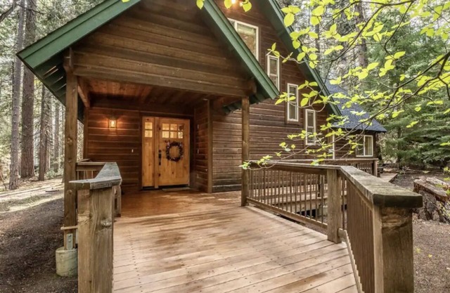 Family Cabin in the Woods