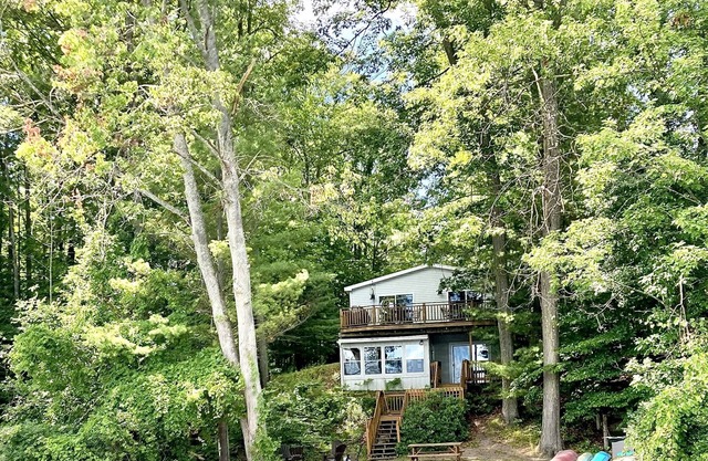 Traverse Area Family Cottage am Sanford Lake in der Nähe von Sleeping Bear Dunes