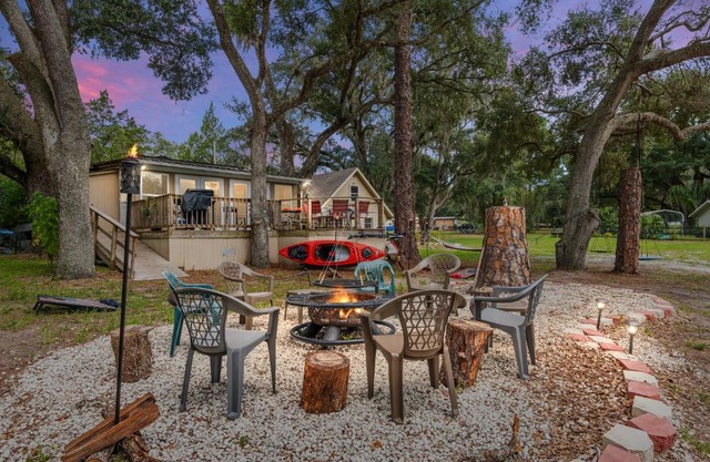 Family Forest Retreat, Paradise at Point Pleasant!