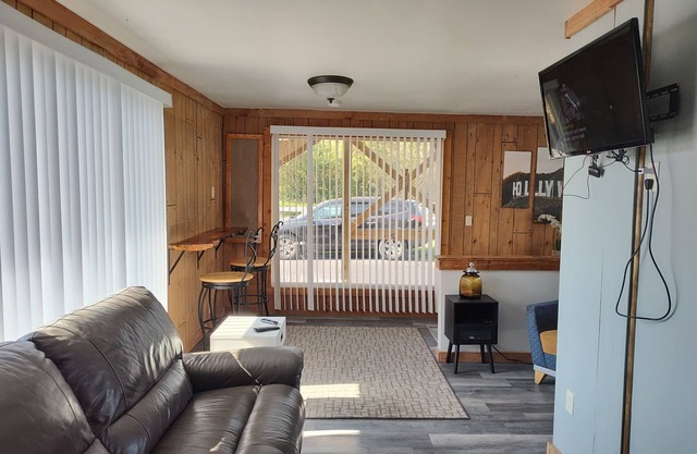 Family/Friend Retreat on Hersey River, close to trails, golf & horseback riding