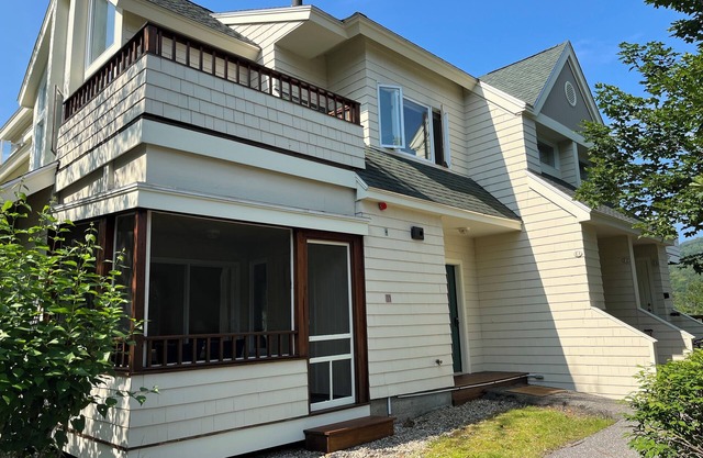 Family-friendly Cozy Condo nestled in Waterville Valley