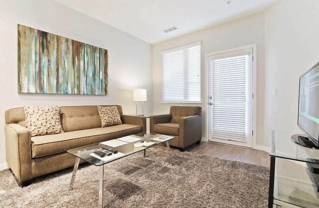 Family-friendly 1BR| nr Schools & Shops | CA