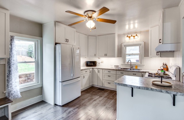 Family-Friendly Altoona Abode w/ Spacious Patio!