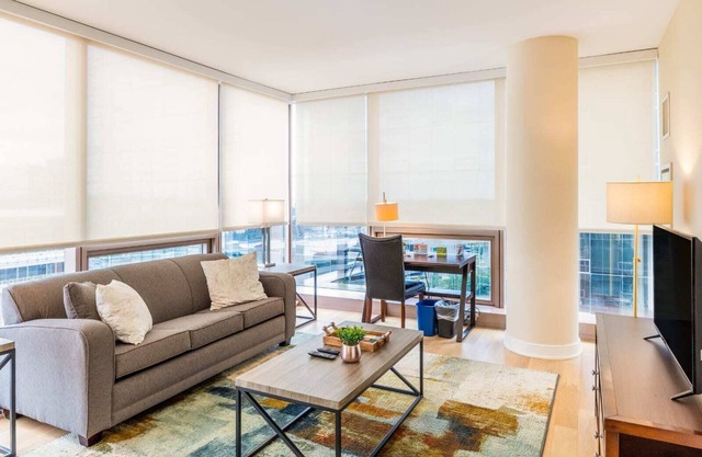 Family Friendly Apartment Downtown