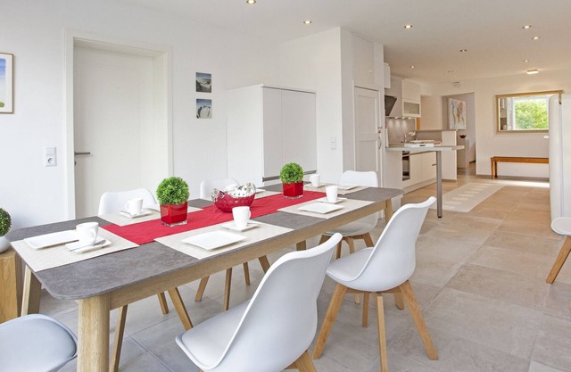 Familienfreundliche Wohnung mit Garten und Sauna, 500 m vom Strand