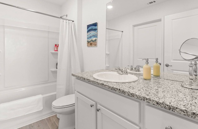 Family-Friendly, beautiful brand new home