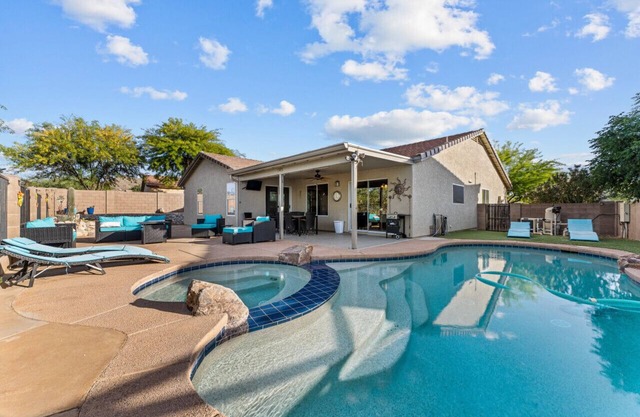 Family Friendly Desert Mountain Oasis