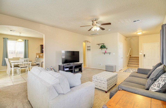 Family-Friendly Home w/ Mtn View in Albuquerque!