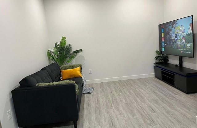 Family Friendly Home away from Home!