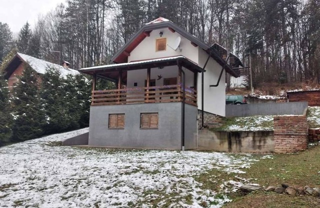 Haus mit Parkplatz für Familien Garešnica, Bjelovarska (K-19166)