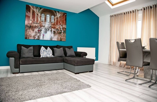 Family-friendly house with garden in quiet Stanford-le-Hope neighbourhood