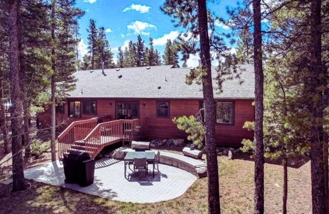 Cozy | Family-Friendly | Fishing | Firepit | BBQ