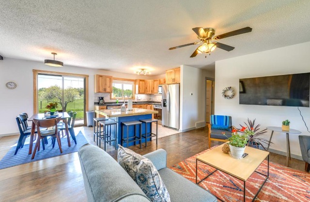Family-Friendly Lander Home Rental Yard, Patio!