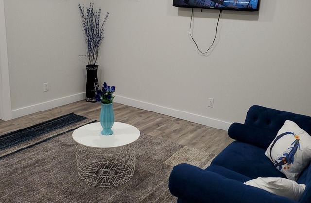 Family friendly | Netflix | Spacious and cozy 2-bedroom Legal basement suite