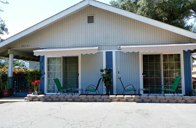 Familienfreundlich, tierfreundlich, 2 Minuten Fahrt zu allem in Oakhurst