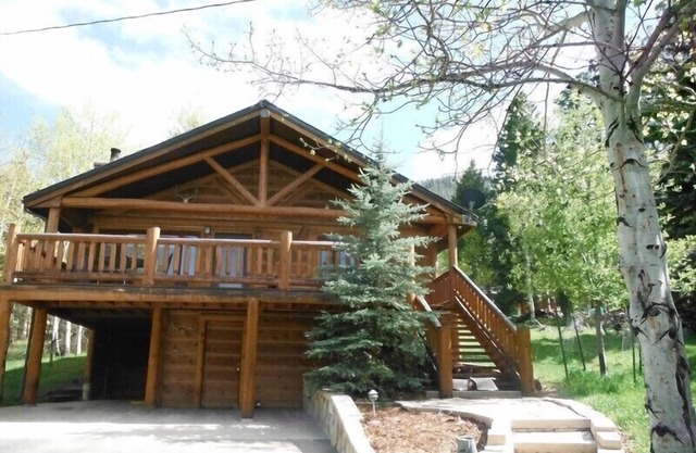 Familienfreundliche Unterkunft in einem Aspen Grove