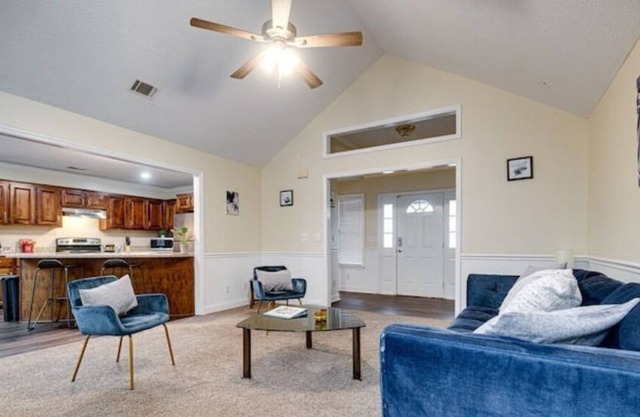 Family Friendly Ranch Style Home 3bd w/ Game Room