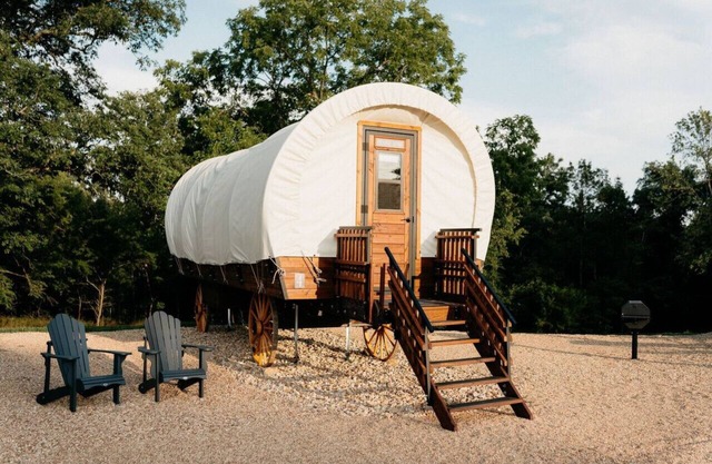 Family-Friendly Ranch Stay in Covered Wagon | Trails & Animals- Prairie Home Conestoga Wagon