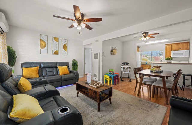Family-Friendly Retreat: Kids Play Area, AC, Outdoor Dining & High Chair