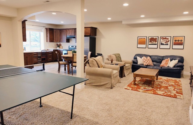 Family friendly home close to ski resorts, mountains, lakes, BYU, and UVU