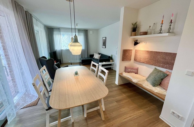 Familienfreundliches Ferienappartement "Jever" in der neuen "Hookser Perle"