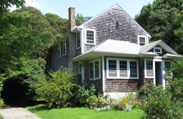 Familienfreundliches Ferienhaus in Charming Woods Hole
