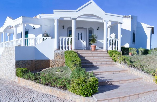 Familienfreundliche Villa mit privatem Pool, Klimaanlage, Wi-Fi, 11942 / AL