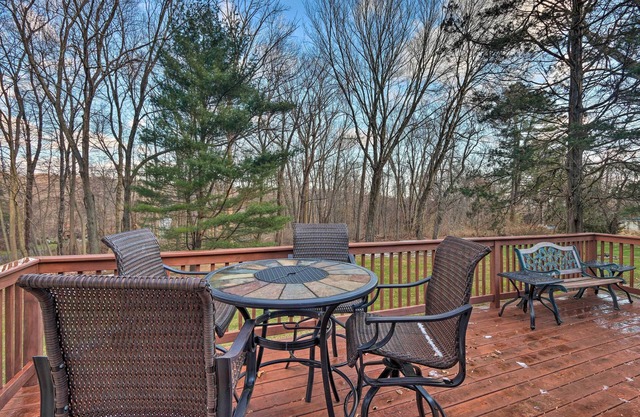 Family-Friendly Woodbury Home with Yard + Deck!