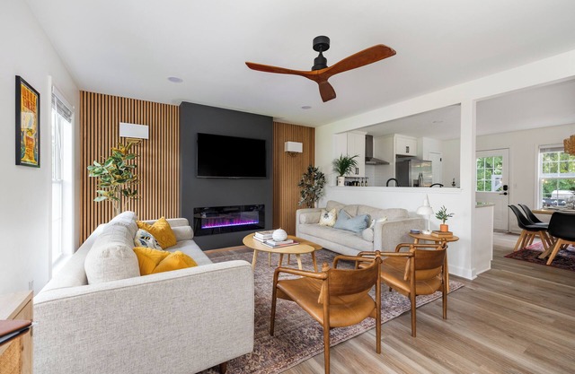 Family FUN! Luxury Touches, Mini Golf, Firepit, Fully Loaded
