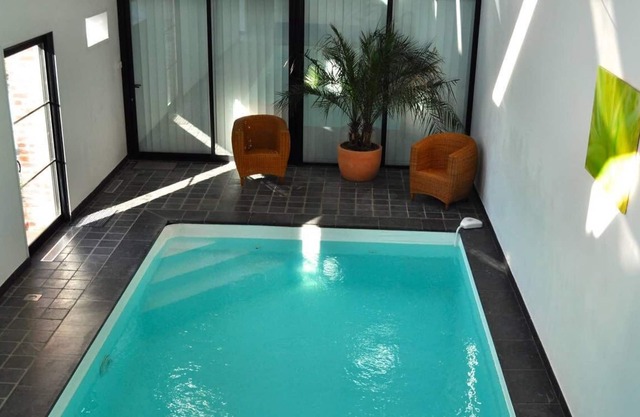 Family gîte with indoor heated swimming pool - La Ferme de l'Hermitage