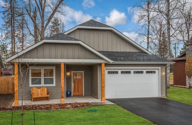 BRAND NEW Family Home | Charming Neighborhood