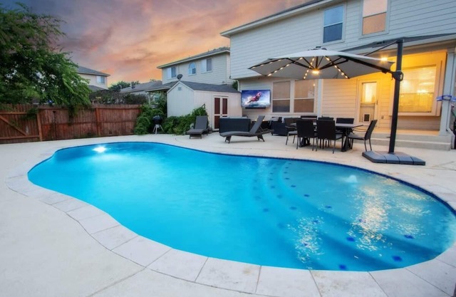 Family Home ~Pool ~SeaWorld Nat'l Shooting Complex