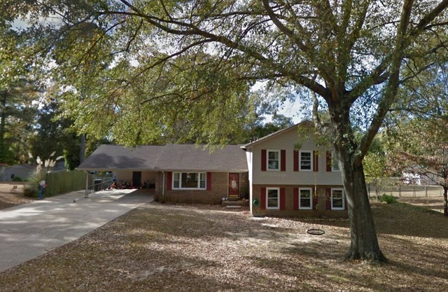 Familienheim, zwei Kilometer vom Campus, drei Meilen vom Bryant-Denny-Stadion