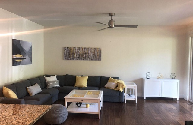 Neu eingerichtete Wood Lake Condo - Inklusive Bootsbeleg
