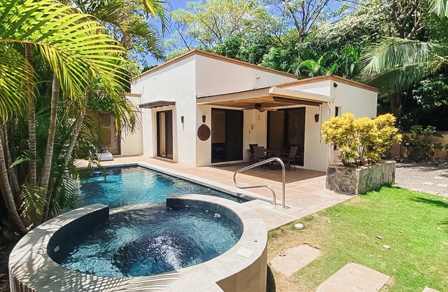 Family Paradise! 3br Home - Private Pool, Minutes from Flamingo/Conchal Beach