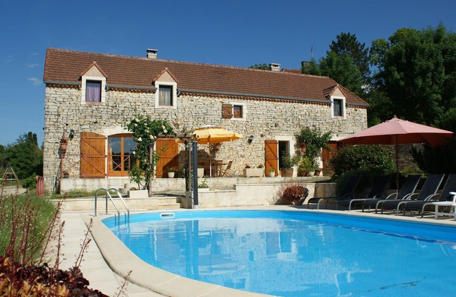 Charmantes Ferienhaus mit Pool