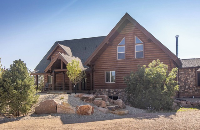 Family Lodge with Pickleball, Zipline, Firepit+