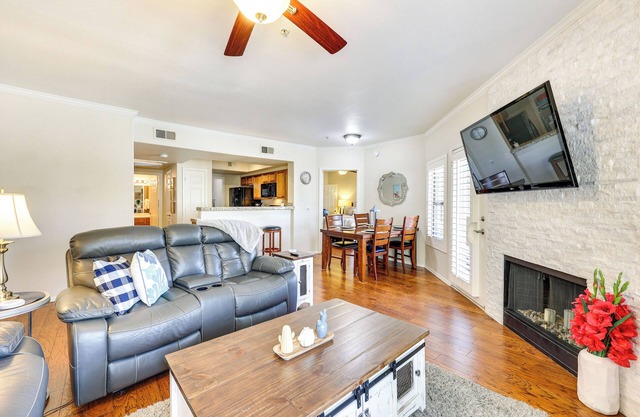 Family Scottsdale Condo: Access to Pool & Hot Tub