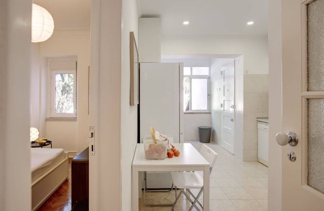 Family Tailor Made Flat in Areeiro