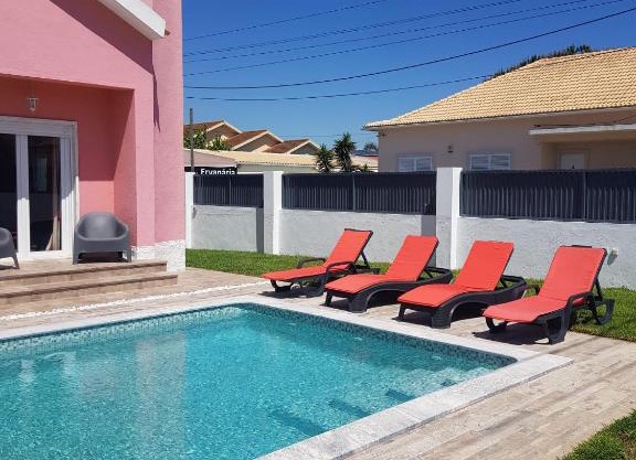 Family Villa Pool & Beach