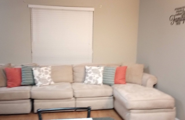 FAMU/FSU Condo Sleeps 12 by the Pool in Tallahassee Florida