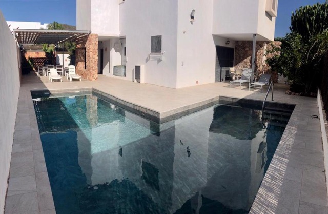 Fantástica casa con piscina privada