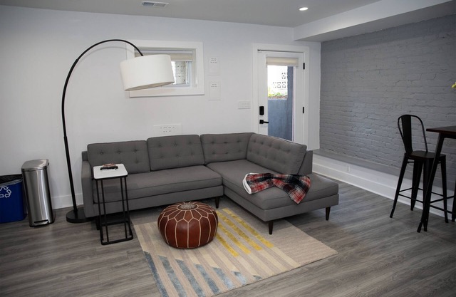 Fantastic 2-bedroom Apartment in DC's "Quiet Little Secret"