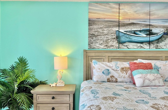 Nur SCHRITTE zum Sand! - 2 BR, 2 1/2 Bade- HÖREN SIE DEM OZEAN ZU, WÄHREND SIE SCHLAFEN