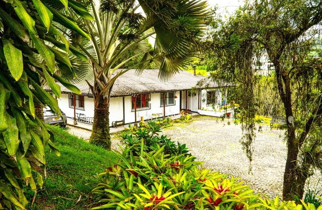 fantastic chalet in Santa Rosa de Cabal amazing area close to hot spring waters