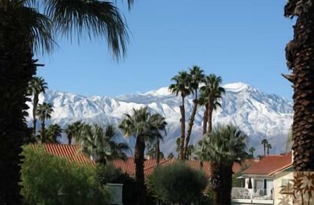 Fantastische Desert Falls Condo mit Tommy Bahama Flair, herrliche Aussicht